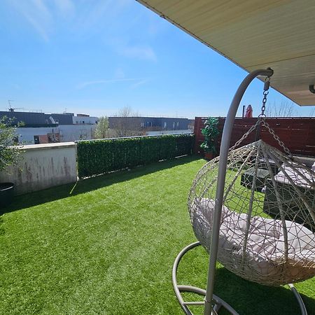 Stylish Rooftop Avec Terrasse A 2Pas De Disney Paris Montévrain Kültér fotó